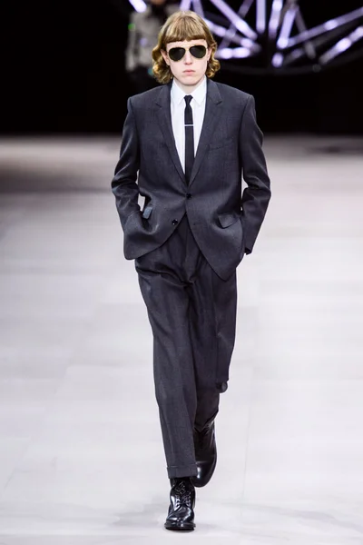 Look 57